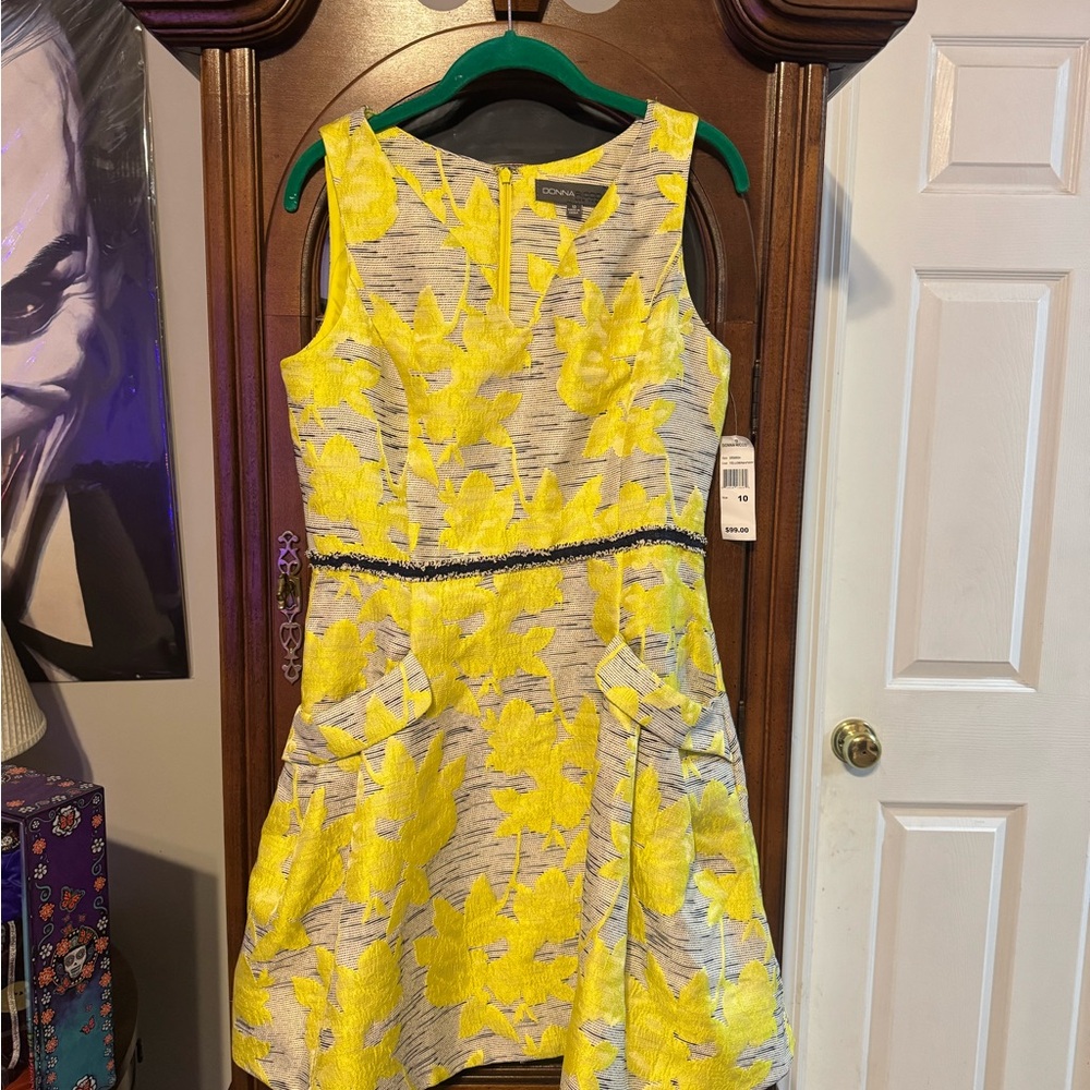 Donna Ricco Yellow and Gray Floral Dress